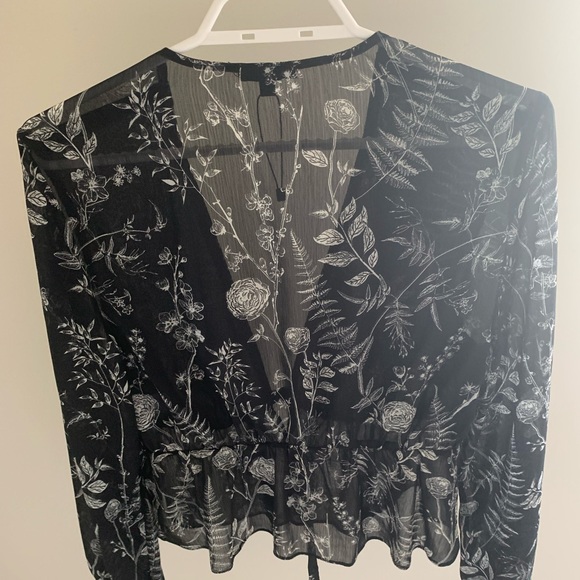 Dynamite Ginger Tie-Front Blouse - Picture 4 of 7